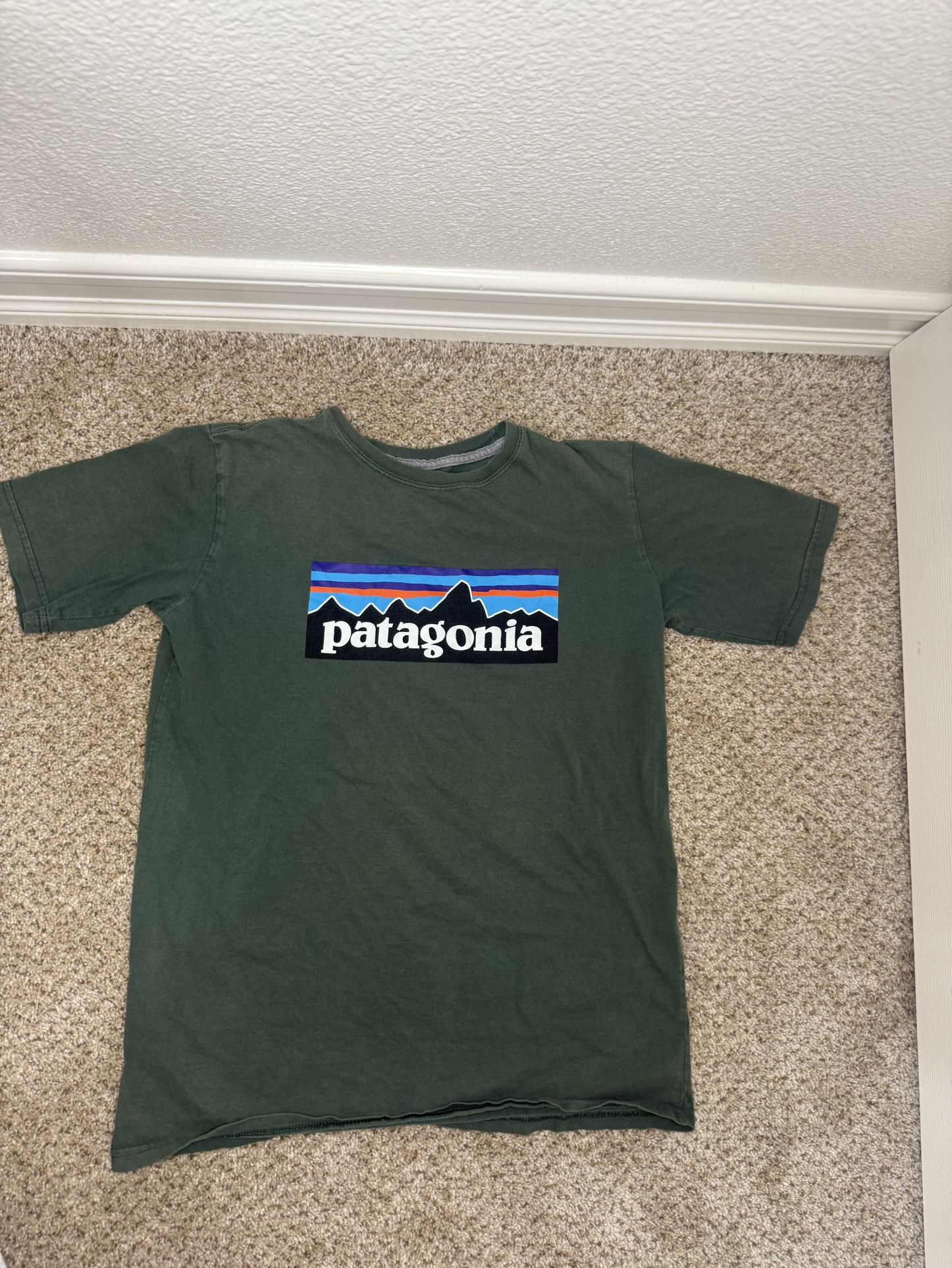 Patagonia Youth Size XXL