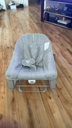 Baby Bouncer Seat with Harness