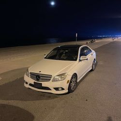 2010 Mercedes C300 4matic