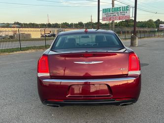 2020 Chrysler 300