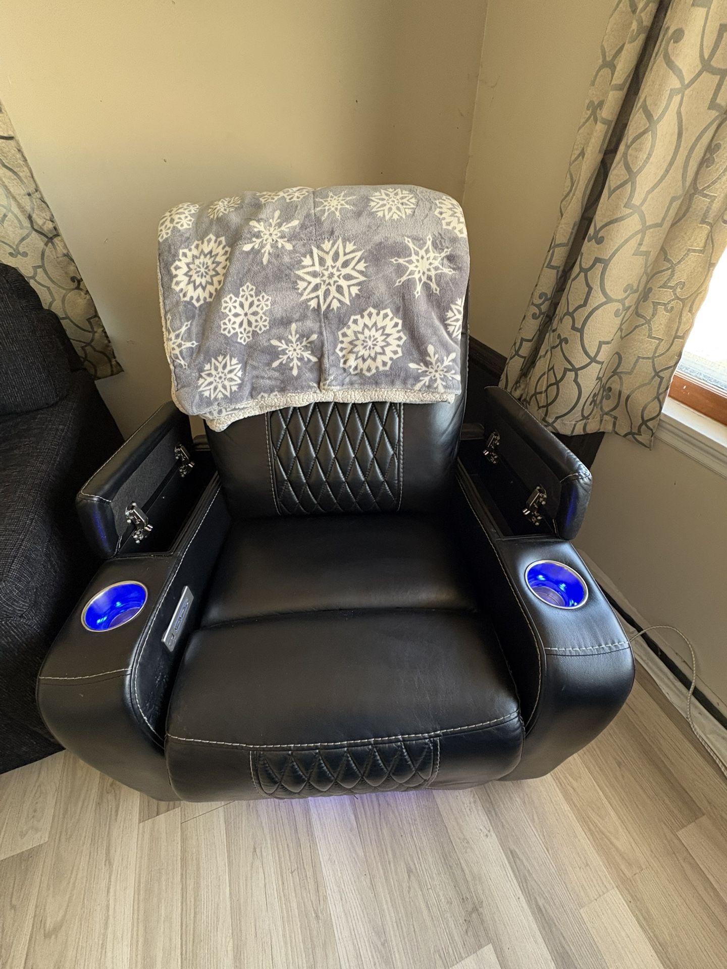 Electric Recliner