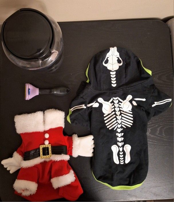 PET ESSENTIALS BUNDLE - COSTUMES FURMINATOR BRUSH & TREAT STORAGE CONTAINER