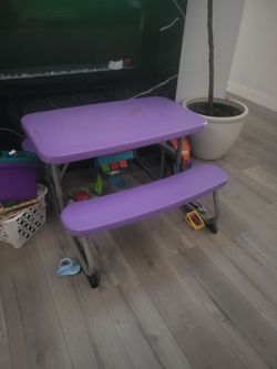 kid picnic table