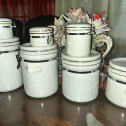 Kitchen Jars 