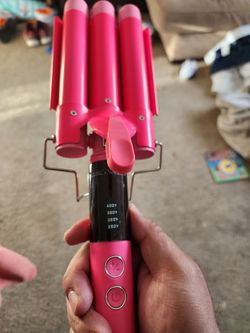 3 Barrel Hair Waver Curling Iron – Pink (Beach Waves)