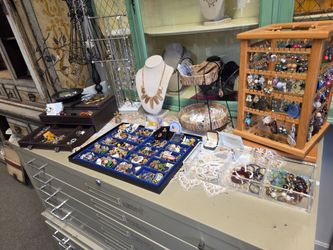 Costume jewelry! Over 1k pieces to chose from!