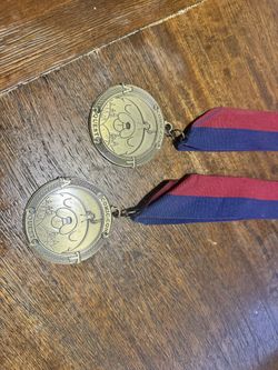 SDCC 2012 Adventure Time Jake Quest medal 