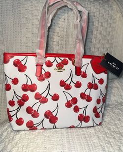 New medium size cherry bag