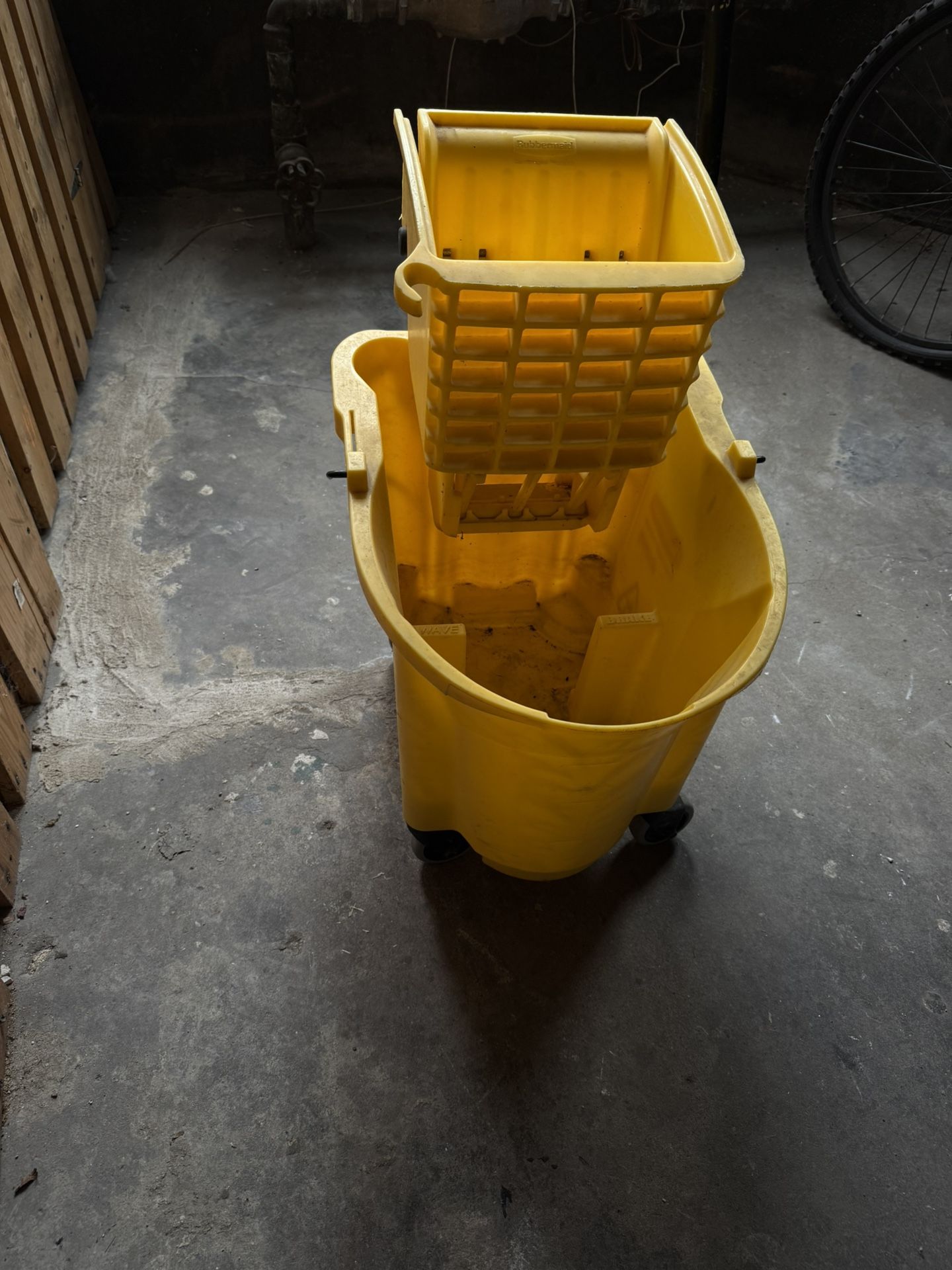Rubbermaid