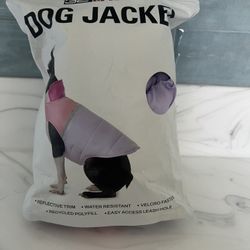 Nwt 32 Degrees Dog Jacket Puffer Vest, size MEDIUM, Pink & Purple Easy Leash