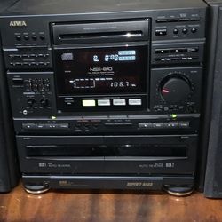 Aiwa NSX 810 Stereo System