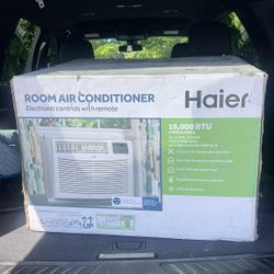 WINDOW AIR CONDITIONER 