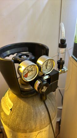 Aquarium CO2 injector