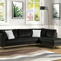Catalina Black Velvet Sectional

