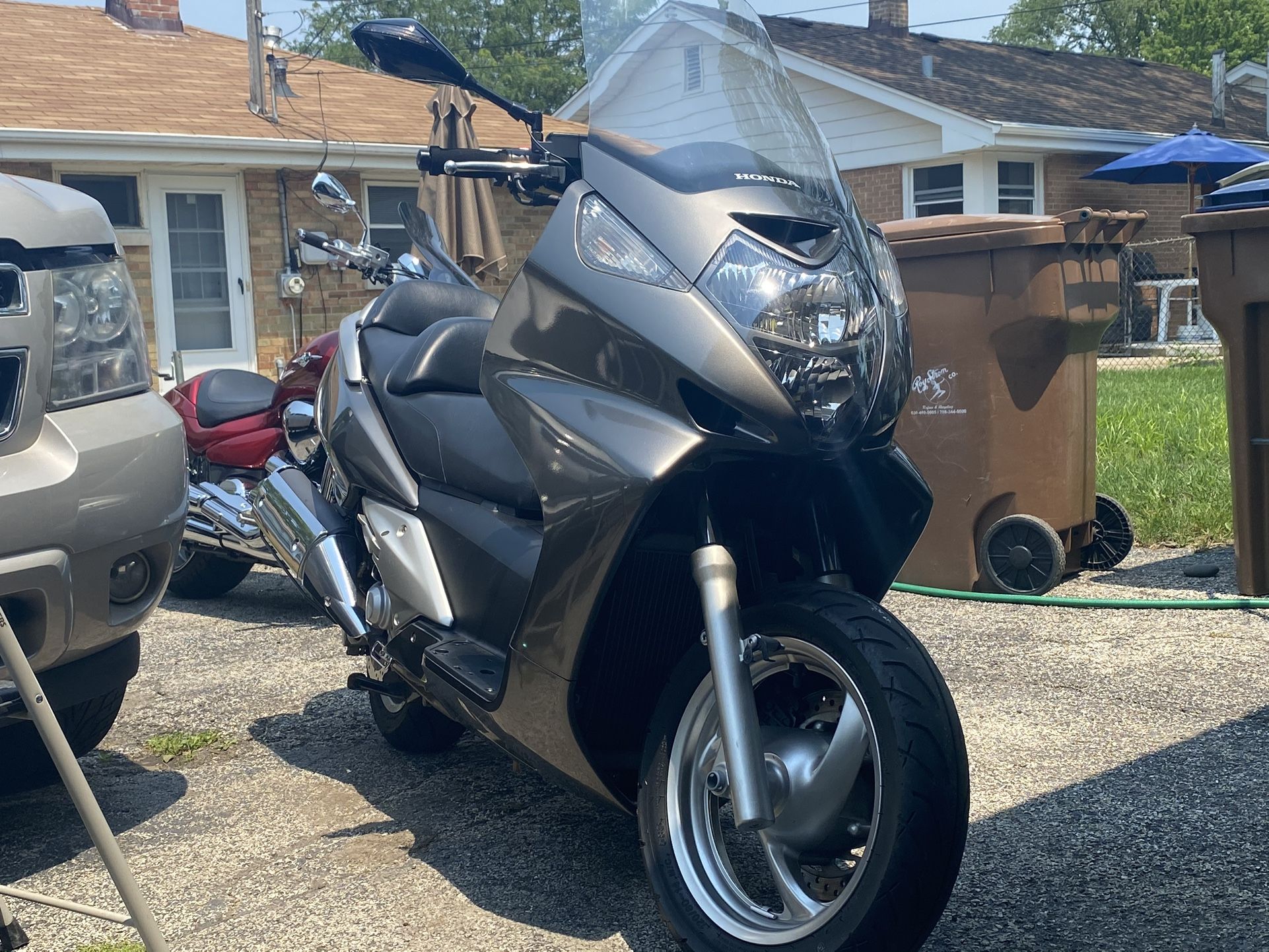 2009 silver wing 600 cc Honda Silver wing
