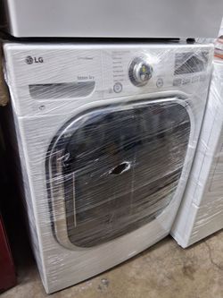 LG washer front load  4.5 cu ft