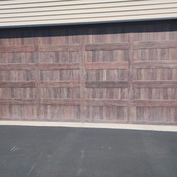 Faded Woodgrain Garage Door 16x8