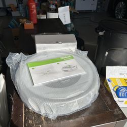 Roomba 600 Series Vacuum -  Brand New