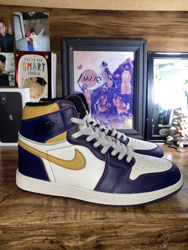 Jordan 1 SB LA to CHI for Sale in Downey, CA - OfferUp