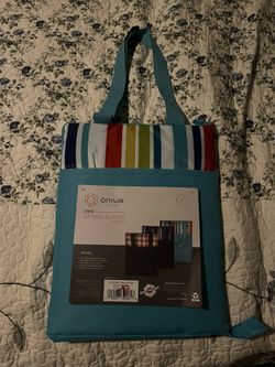ONIVA - Vista Outdoor-Picnic Blanket & Tote - Fun Stripe Pattern with Aqua Blue