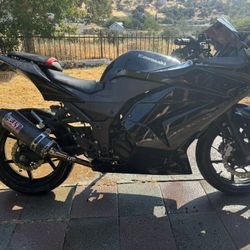 2012 Kawasaki Ninja 250r 