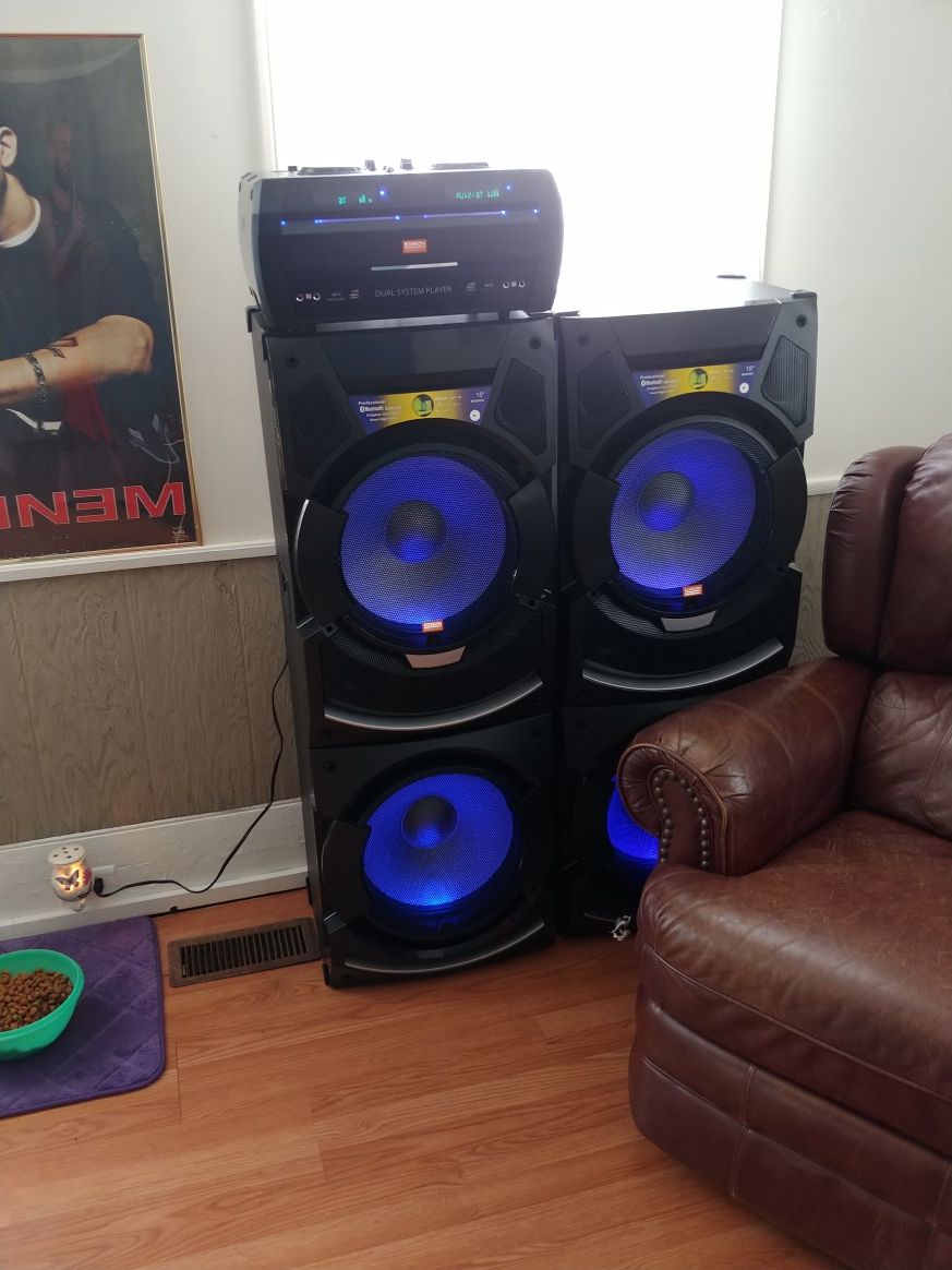 Edison 5000A professional party system 10, 000 watts 4 months old