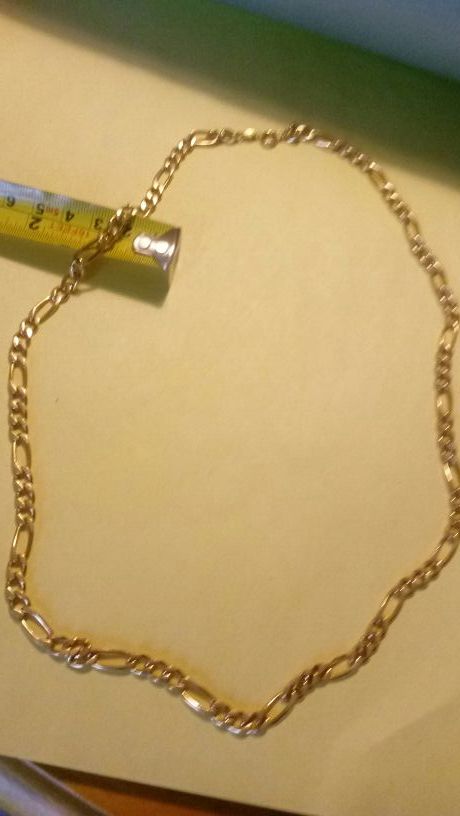 24 inch gold tone chain marked ghr