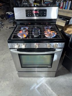 LG fas Stove everything working 3 Month Warrantywe Deliver