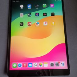 Ipad Pro.1st.Gen.10.5".Wifi+Cellular. 64GB