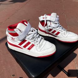 Adidas Tennis Shoes