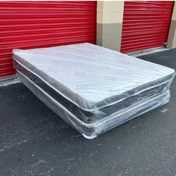New Mattress Queen Size Pillowtop and Box Spring // We offer 🚚