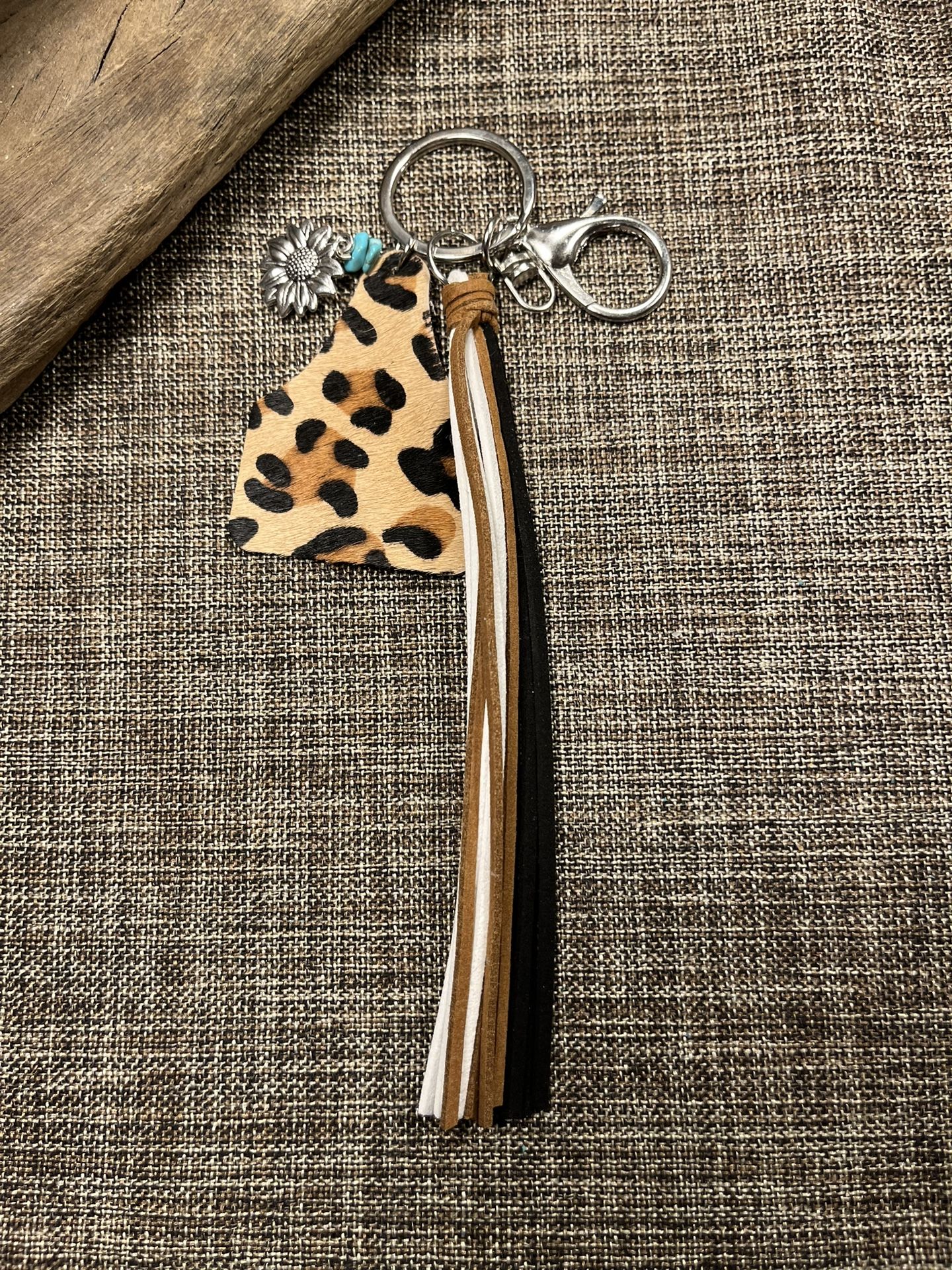 2023-RMT Western Keychain Leather Leopard Print, Beads And Silver Metal ...