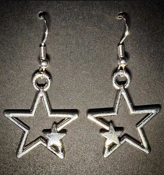 Star Earrings 