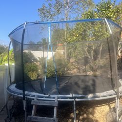 Free Trampoline For Pick Up