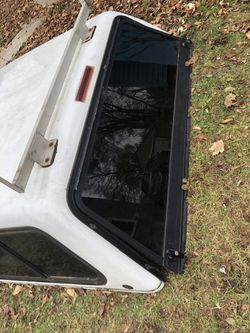 Good Condition Truck Top  Thumbnail