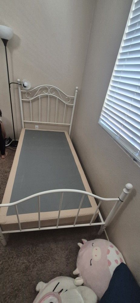 Twin Bed