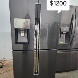 REFRIGERATOR SAMSUNG BLACK STAINLESS STEEL WITH WARRANTY 