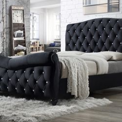 KING SIZE! GEM AND SOFT GORGEOUS BEDS! LIMITED STOCK! GET IT NOW! WE WILL SELL OUT! ALL CREDITS WELCOME!