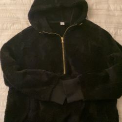 Woman Sweater/Jacket 