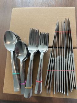 Stainless Steel Flatware Set