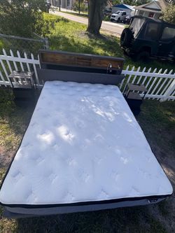 Queen bed set