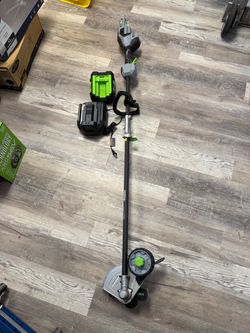 EGO POWER+ Multi Head System Carbon Fiber 56-volt 8 in Handheld Lawn Edger battery/charger