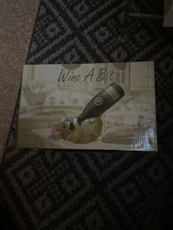 Wine bottle holder