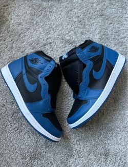 Jordan 1 OG “Marina blue” Size 10.5M