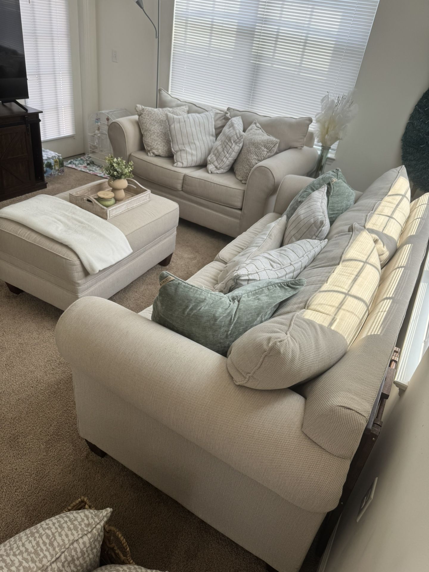 Moving selling furniture table 4 chairs bedroom set living room set couches
