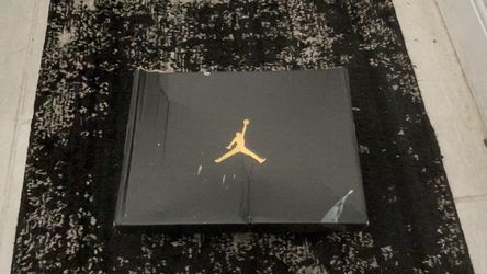 Jordan max aura 5 size 6