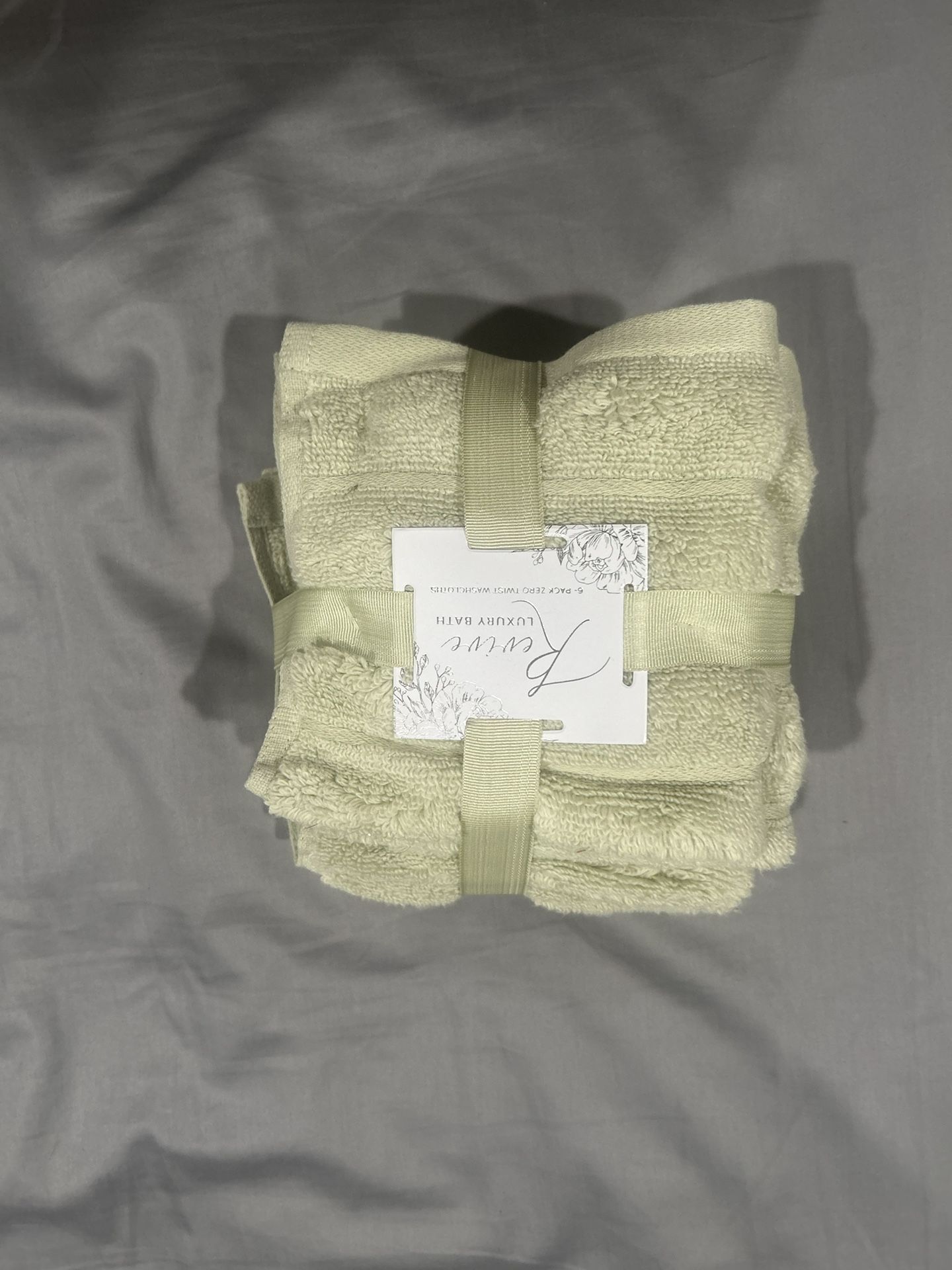 ✨ Household Essentials Bundle – Towels, Kitchen Mats, Cleaning Cloths & More (Brand New)