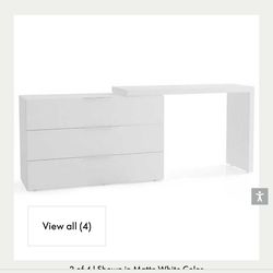 Expandable desk/dresser