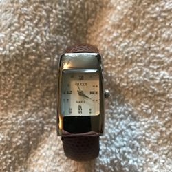 Gucci Vintage Women’s Quartz Watch