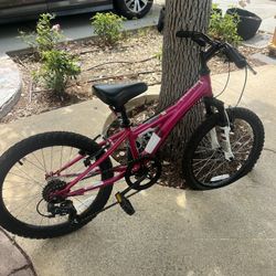 Girls Mountain Bike - Like New